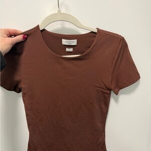 Aritzia Brown Short Sleeve Top